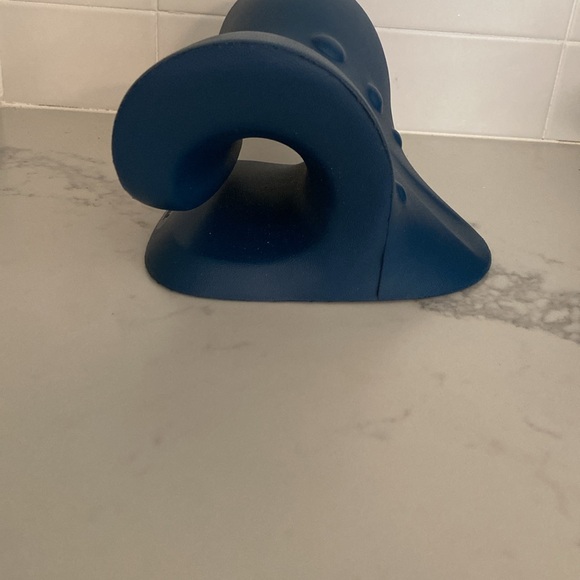 Cervical Traction Pillow - Picture 3 of 3